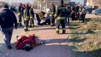 Kamyonet, işçi servis minibüsüyle çarpıştı: 7 yaralı