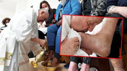 Papa Francis, hapishanede ayak yıkayıp öptü