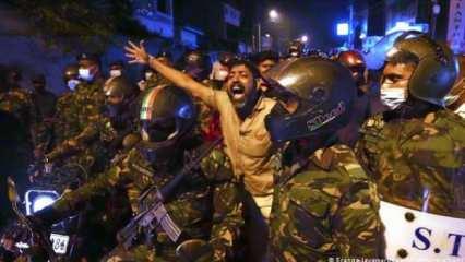 Sri Lanka Başbakanı'ndan halka 'protestodan vazgeç' çağrısı