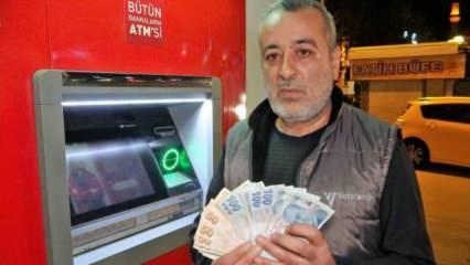 ATM'nin haznesinde para buldu, 'İnsanlık ölmemiş' dedirtti