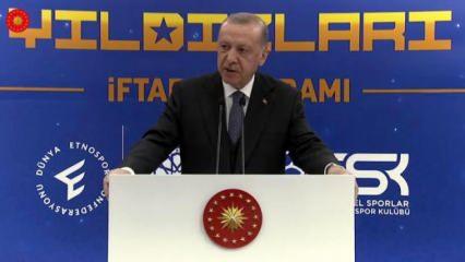 Cumhurbaşkanı Erdoğan'dan sporculara destek: Yanınızda olmayı sürdüreceğiz