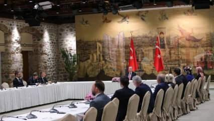 Cumhurbaşkanı Erdoğan, TÜRGEV heyetini kabul etti