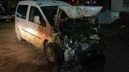 Hafif ticari araç sürüye çarptı: 6 kişi yaralandı, 50 koyun telef oldu