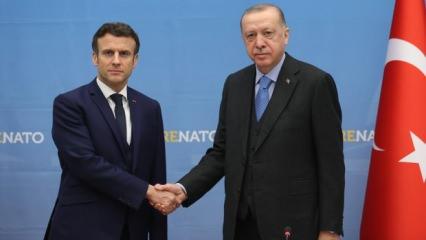 Başkan Erdoğan Macron'la görüştü