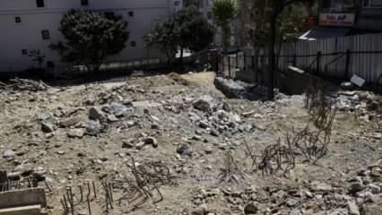 Beşiktaş'taki tarihi Hamidiye Çeşmesi inşaat nedeniyle izinsiz yıkıldı