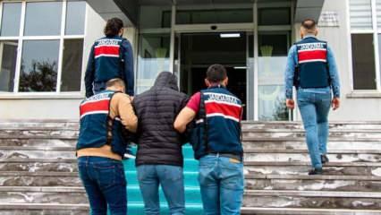 Van'da göçmen kaçakçılığı yapan 2 kişi tutuklandı