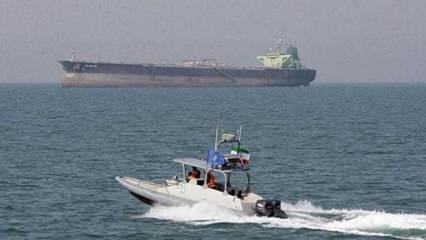 Kuveyt medyası: Kuveyt karasularında mazot kaçakçılığı yapan 8 İranlı denizci yakalandı