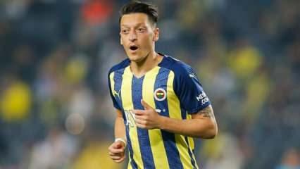 Fenerbahçe'de bitmeyen kriz! Mesut Özil...