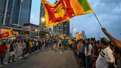 Sri Lanka'da yakıt problemi sebebiyle okullar kapatıldı