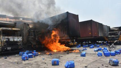Bangladeş'te kimyasal dolu konteyner patladı: En az 49 ölü