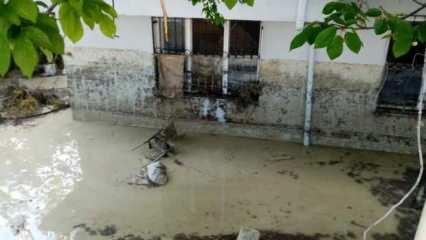 Burdur’da yaşanan sel felaketinin büyüklüğü evin duvarındaki izde ortaya çıktı