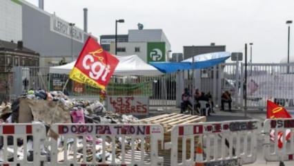 Fransa'da sosyal hizmet sektöründe çalışanlar greve gitti