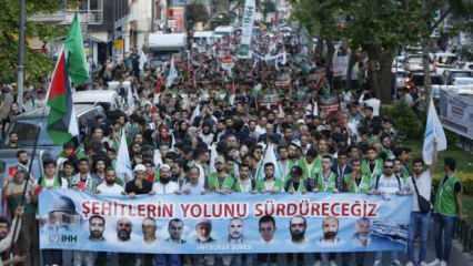 Mavi Marmara’nın 12. yıl dönümünde binler yürüdü