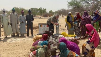 Çad'a 14 su kuyusu açıldı, minik yürekler suya kavuştu