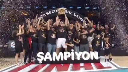 Gaziantep Basketbol ve Emlak Konut şampiyon oldu!