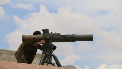 TOW tanksavarlı YPG/PKK'lı teröristler... Mehmetçiğe karşı kullanacaklar