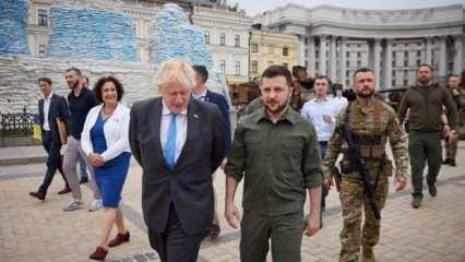 Boris Johnson'dan Zelenskiy’e "savaşın denklemini değiştirecek" öneri