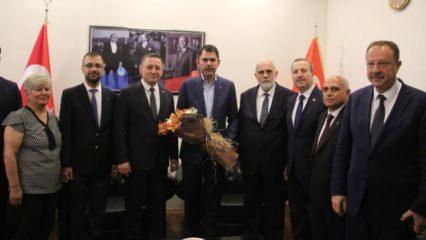 Bakan Kurum’dan Isparta’da AK Parti ve MHP il başkanlıkları ziyareti