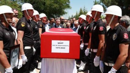 Konya'da öldürülen Dr. Ekrem Karakaya memleketinde toprağa verildi