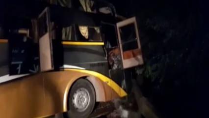 Hindistan'da kamyon otobüsü biçti: 5 ölü, 22 yaralı