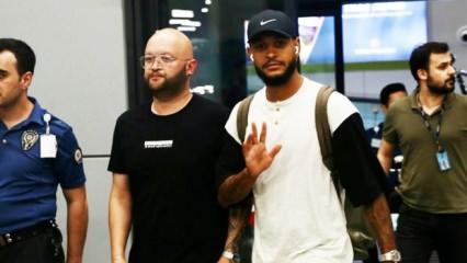 Joshua King İstanbul'a geldi!