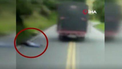 Kolombiya’da kamyon sürücüsü araçtan atladı: 1 ölü, 3 yaralı