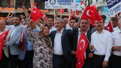 Şahinbey Belediyesi'nden 15 Temmuz Demokrasi ve Milli Birlik yürüyüşü