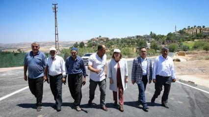Başkan Şahin, Sıcak asfalt çalışması yapılan kırsal mahalleleri ziyaret etti