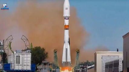 İran, Hayyam'ı Rusya'nın desteğiyle uzaya fırlattı