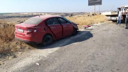 Şarampole devrilen otomobilde bulunan 2 kişi yaralandı