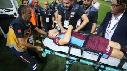Trabzonspor'da korkutan sakatlık! Ambulansla hastaneye kaldırıldı