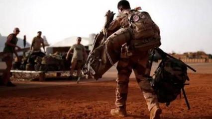 9 yıllık işgal sona erdi: Fransa ordusu, Mali'yi tamamen terk etti