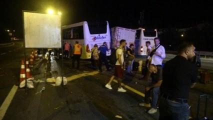 Tır, kamyon ve otobüsün karıştığı kazada 8 kişi yaralandı
