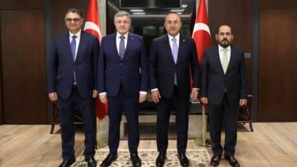 Bakan Çavuşoğlu, Suriye Muhalefet lideri ile görüştü