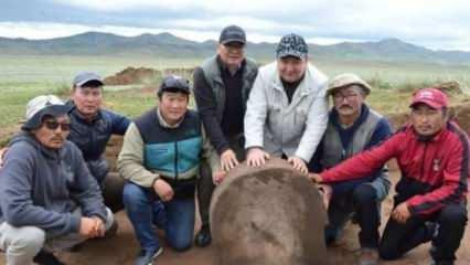 Tarihi değiştirecek keşif! 'Türk' adının geçtiği en eski anıt Moğolistan'da bulundu
