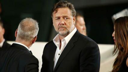 Ünlü oyuncu Russell Crowe, hayranlarına seslendi: Türkiye'ye gitmek için plan yapın