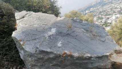Kozan Kalesi'nde kopan kaya parçası paniğe neden oldu