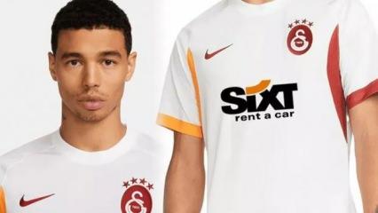 Galatasaray'ın 3. forması tanıtıldı!