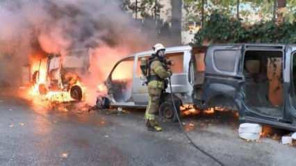 Ataşehir’de park halindeki 3 araç yandı!