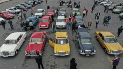 Üsküdar'da klasik otomobil rüzgarı