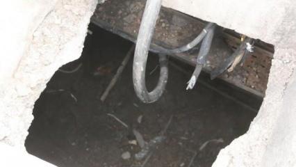 Yer altındaki kablolara dadanan hırsızlar, hal esnafını bezdirdi