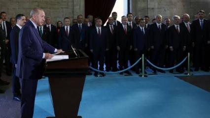 Devlet erkanı Anıtkabir'de! Erdoğan, Anıtkabir Özel Defteri'nde o iki konuya vurgu yaptı
