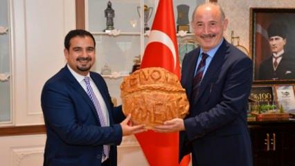 Trabzon’a ziyarete gelen Fransız başkanın Vakfıkebir ekmeği şaşkınlığı