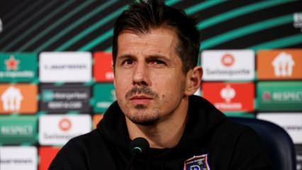 Emre Bel&ouml;zoğlu basın toplantısında d&ouml;kt&uuml;rd&uuml;: İngilizce şov