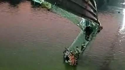 Köprü çöktü, 141 kişi hayatını kaybetti! O anlar kamerada!