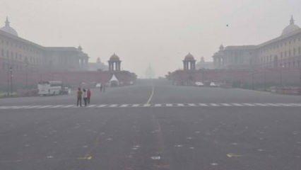 Yeni Delhi'de hava kirliliği tehlikeli seviyede