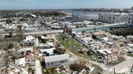 Nicole Kasırgası Florida'yı vurdu
