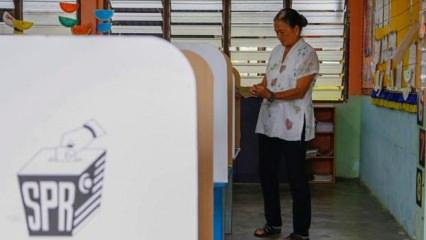 Malezya 4 yıl aradan sonra genel seçim için sandık başına gidiyor