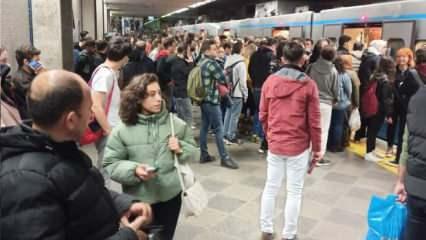 İstanbul'da "sıradanlaşan" görüntüler: Metroda yine arıza