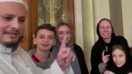 Katar 2022 D&uuml;nya Kupası&rsquo;nda Brezilyalı aile ve Meksikalı taraftar M&uuml;sl&uuml;man oldu